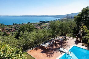Olivetello - Double With Lake View