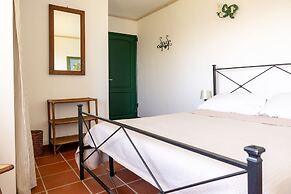 Olvietello With 3 Bedrooms and 3 Bathrooms