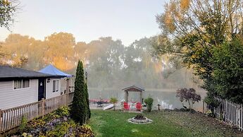 Niagara Creekside B&B