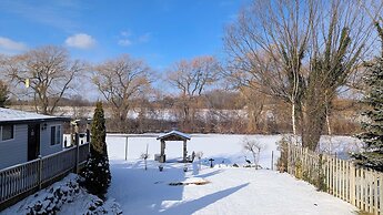 Niagara Creekside B&B