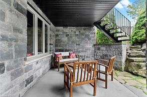 Niagara Creekside B&B