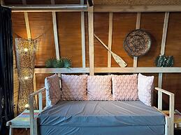 Lumbung Loft Villas in El Nido