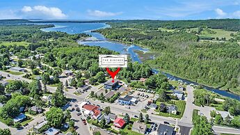 The Birches - Condotel in Lake Leelanau