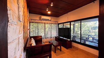 Kawarin Secret Hut Hotel and Resort