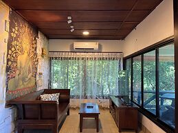 Kawarin Secret Hut Hotel and Resort