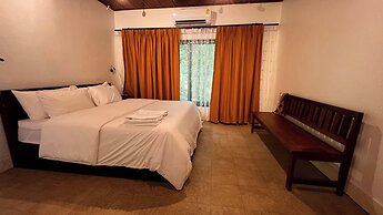 Kawarin Secret Hut Hotel and Resort