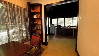 Kawarin Secret Hut Hotel and Resort