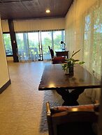 Kawarin Secret Hut Hotel and Resort