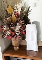 Water-front Paradise Pool - BBQ - Balcony Dining