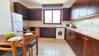 Sunlit Cozy Apartment