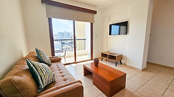 Sunlit Cozy Apartment