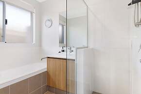 Barry's Holiday Home