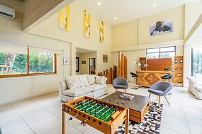 Scenic Haven Cozy Pet Friendly Retreat