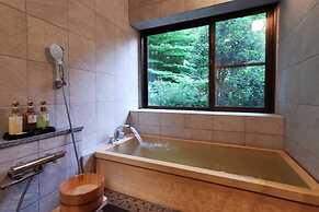 kanazawa yuwakuonsen yunode