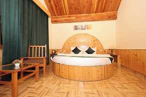 Goroomgo Mareema Pure Veg Hotel Manali