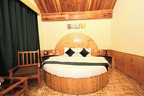 Goroomgo Mareema Pure Veg Hotel Manali
