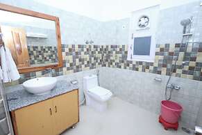 Goroomgo Mareema Pure Veg Hotel Manali