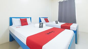 Insular Square Inn powered by Cocotel