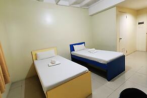 Insular Square Inn powered by Cocotel