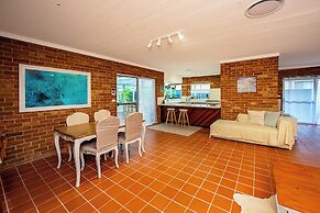 A Fairy Wren Cottage