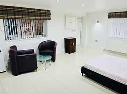 Maidenhead Studio Retreat