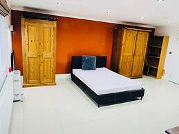 Maidenhead Studio Retreat