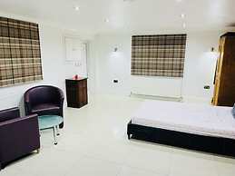 Maidenhead Studio Retreat