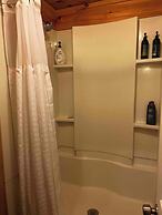 Cozy 2 BR by River- Crooked Steeple Hall