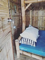 Titanic's Nipa Huts by Hiverooms