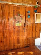 Titanic's Nipa Huts by Hiverooms