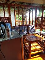 Titanic's Nipa Huts by Hiverooms