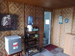 Titanic's Nipa Huts by Hiverooms