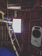 Titanic's Nipa Huts by Hiverooms