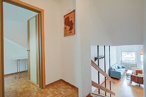 Comfort Tra Fiume E Pini