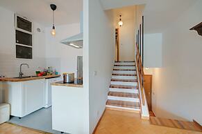 Comfort Tra Fiume E Pini