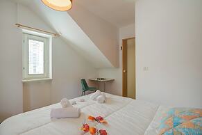 Comfort Tra Fiume E Pini