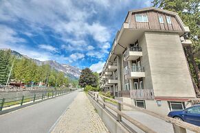 Comfort Tra Fiume E Pini