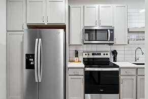 CozySuites at Block20