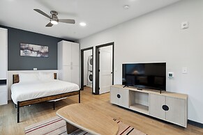 CozySuites at Block20