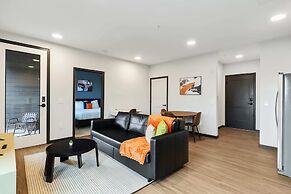 CozySuites at Block20