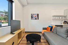 CozySuites at Block20