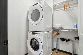 CozySuites at Block20