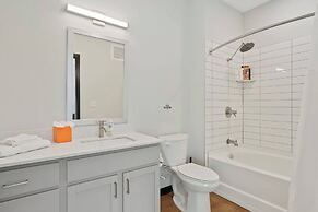 CozySuites at Block20