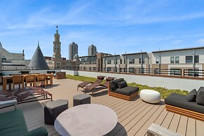 CozySuites at Block20