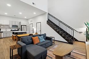 CozySuites at Block20