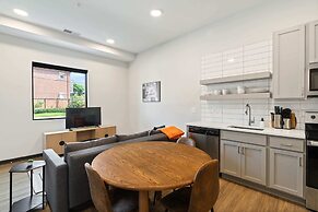 CozySuites at Block20