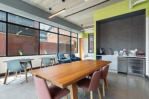 CozySuites at Block20