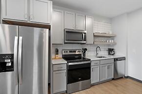 CozySuites at Block20