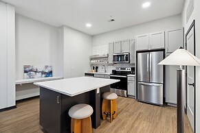 CozySuites at Block20