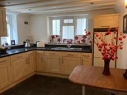 Stable Cottage - Braunton - Sleeps 4 - Pet Allowed